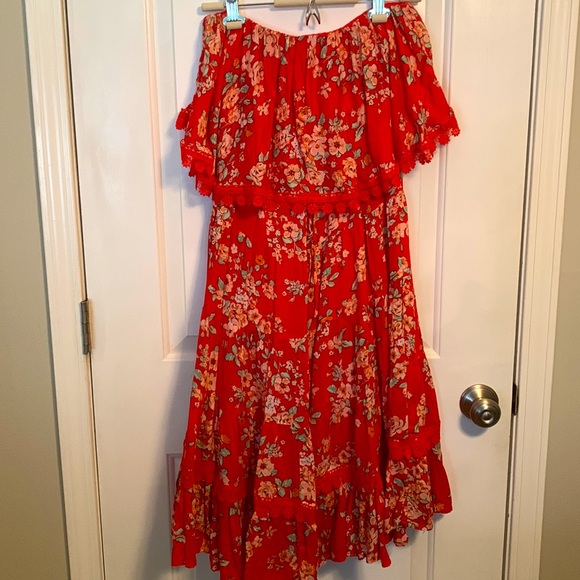 Lulu’s Floral Strapless Midi Dress - Picture 3 of 4